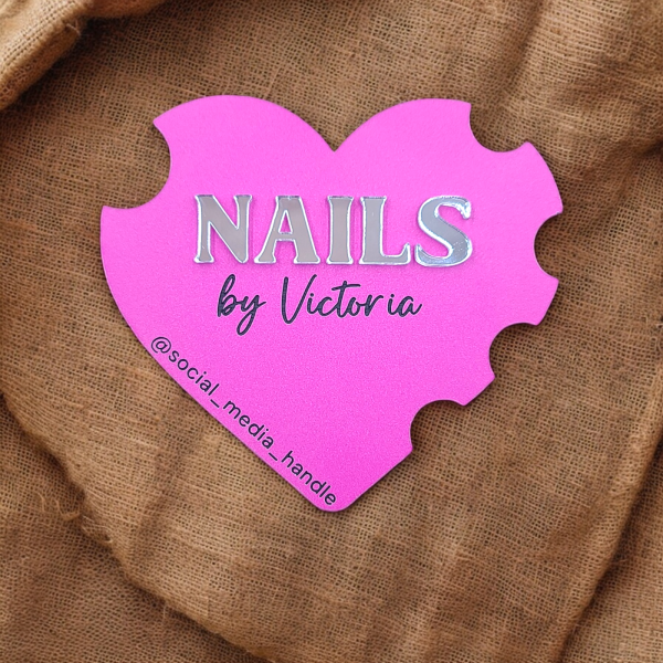 Pink heart Nailfie Disc