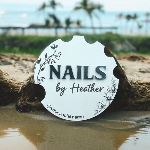 nailfie disc with flowers